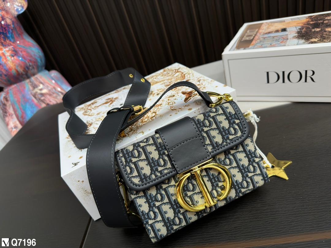 Replica Dior Bag 12*17CM