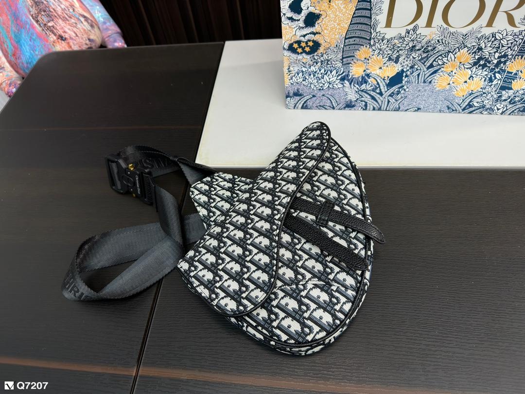 Replica Dior Bag 18*25CM