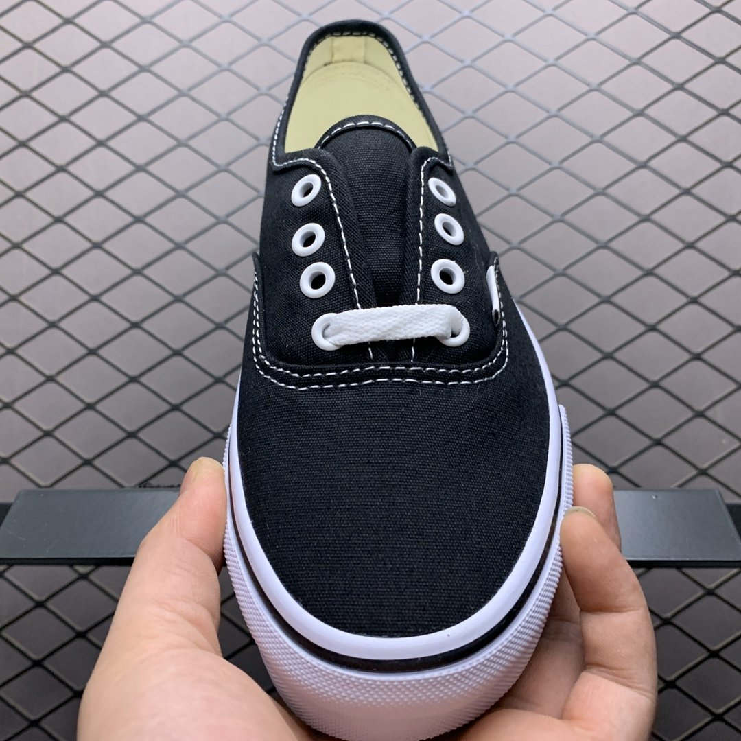 Replica Vans Shoe Vans Authentic 35-44 5261141D