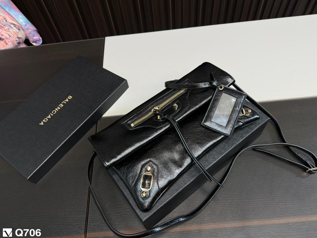 Replica Balenciaga Bag 30*16CM