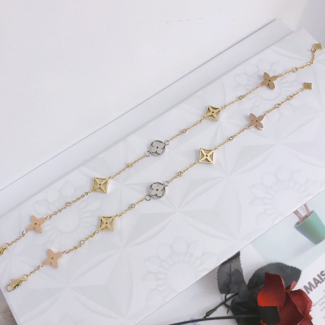 Replica LOUIS VUITTON Bracelet