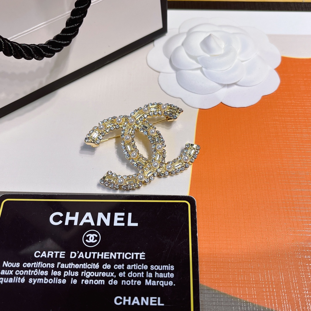 Replica CHANEL Brooch