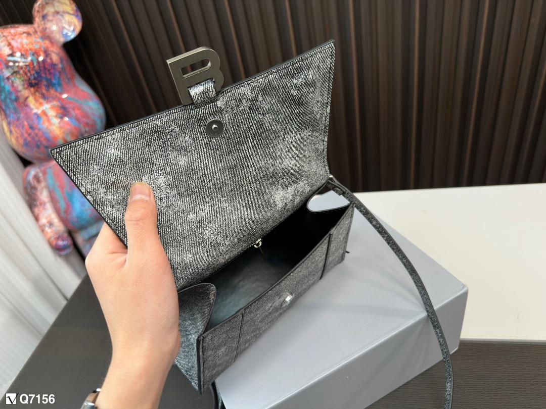 Replica Balenciaga Bag  23*10*14CM/19*8*12CM