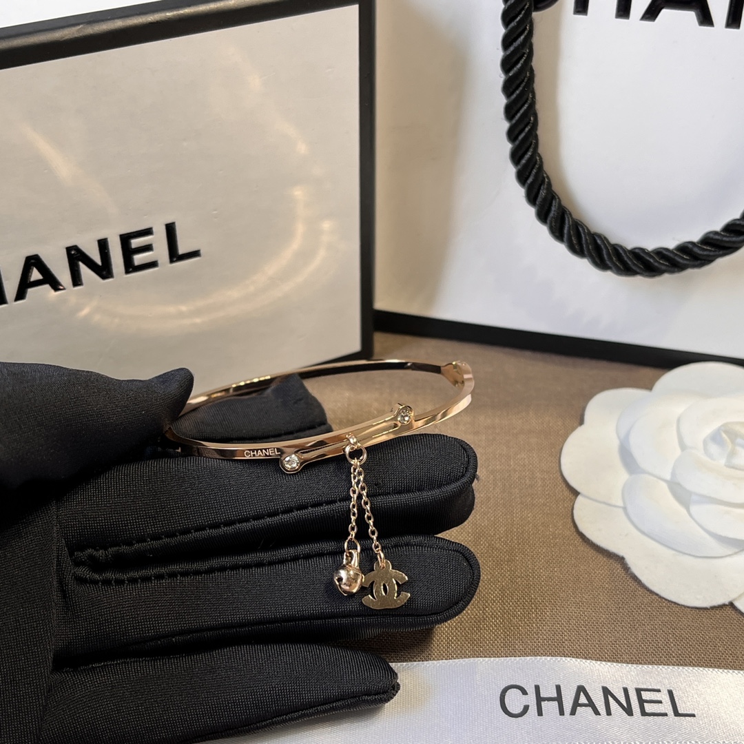 Replica CHANEL Bangle
