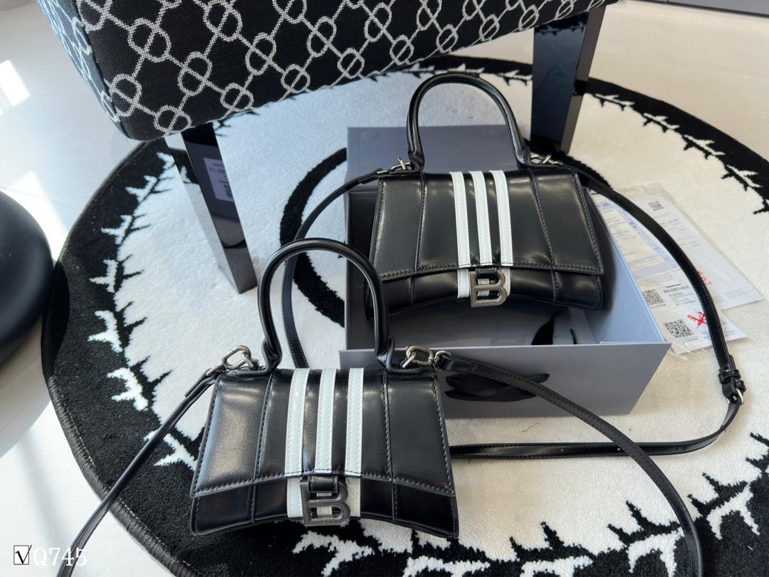 Replica Balenciaga Bag  22.5*14CM/19*12CM