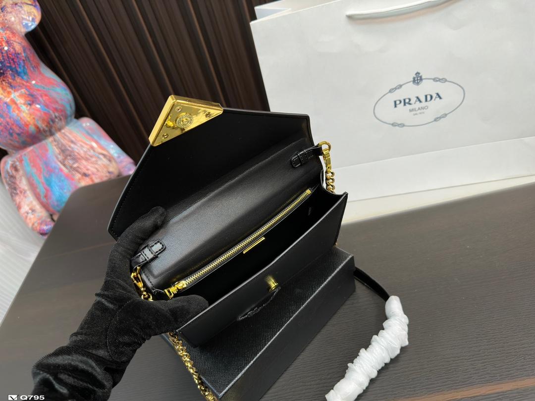 Replica Prada Bag 21*14CM