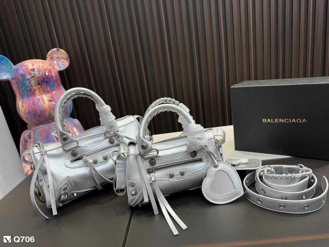 Replica Balenciaga Bag  23*13CM/28*15CM