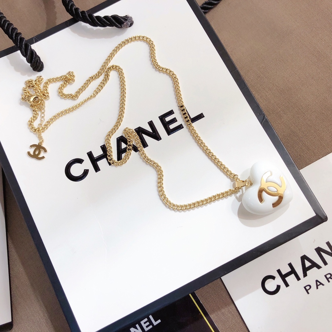 Replica CHANEL Necklace