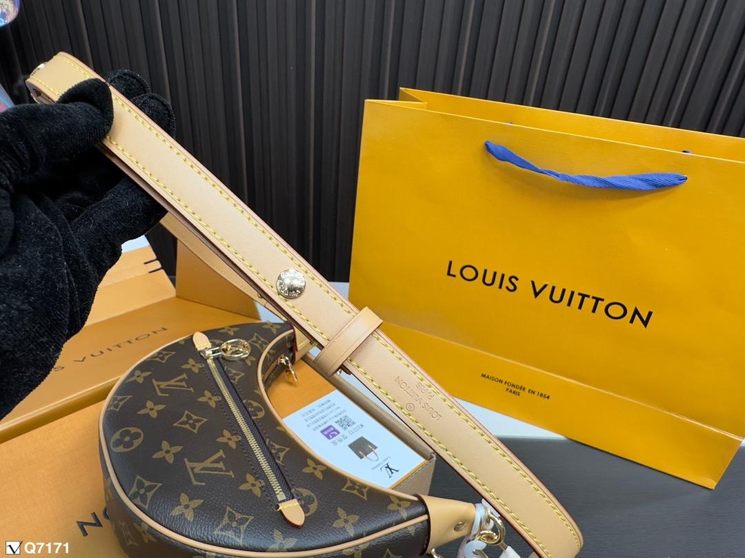 Replica Louis Vuitton Bag 22*11CM