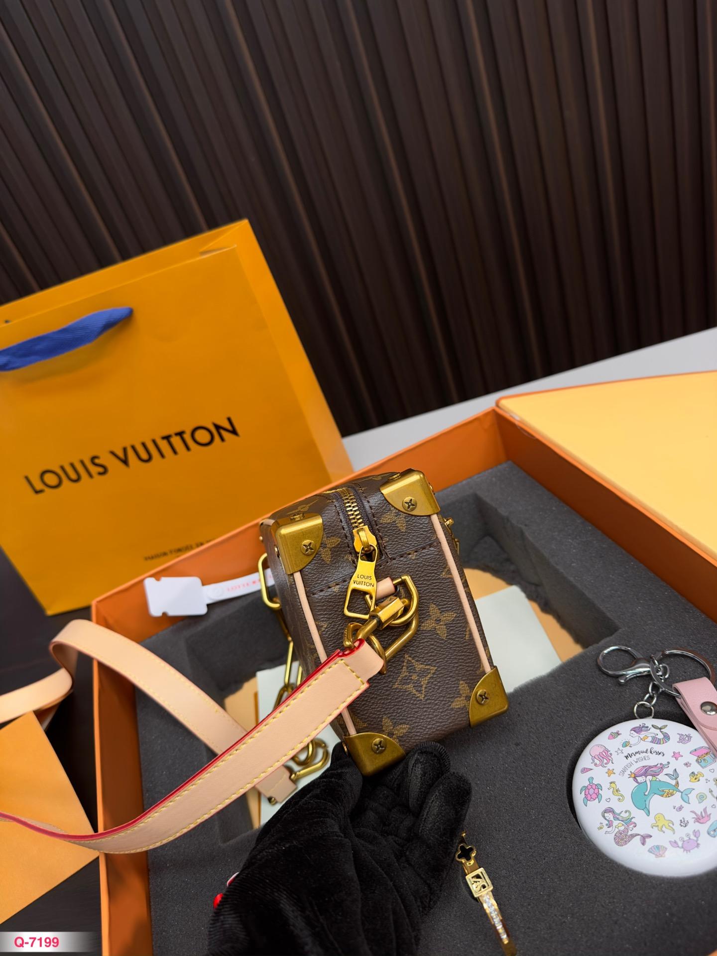 Replica Louis Vuitton Bag set 12*18CM