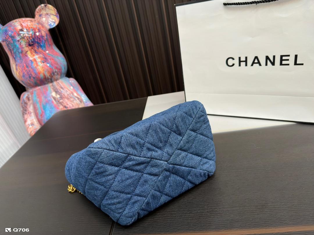 Replica Chanel Bag 21*19CM