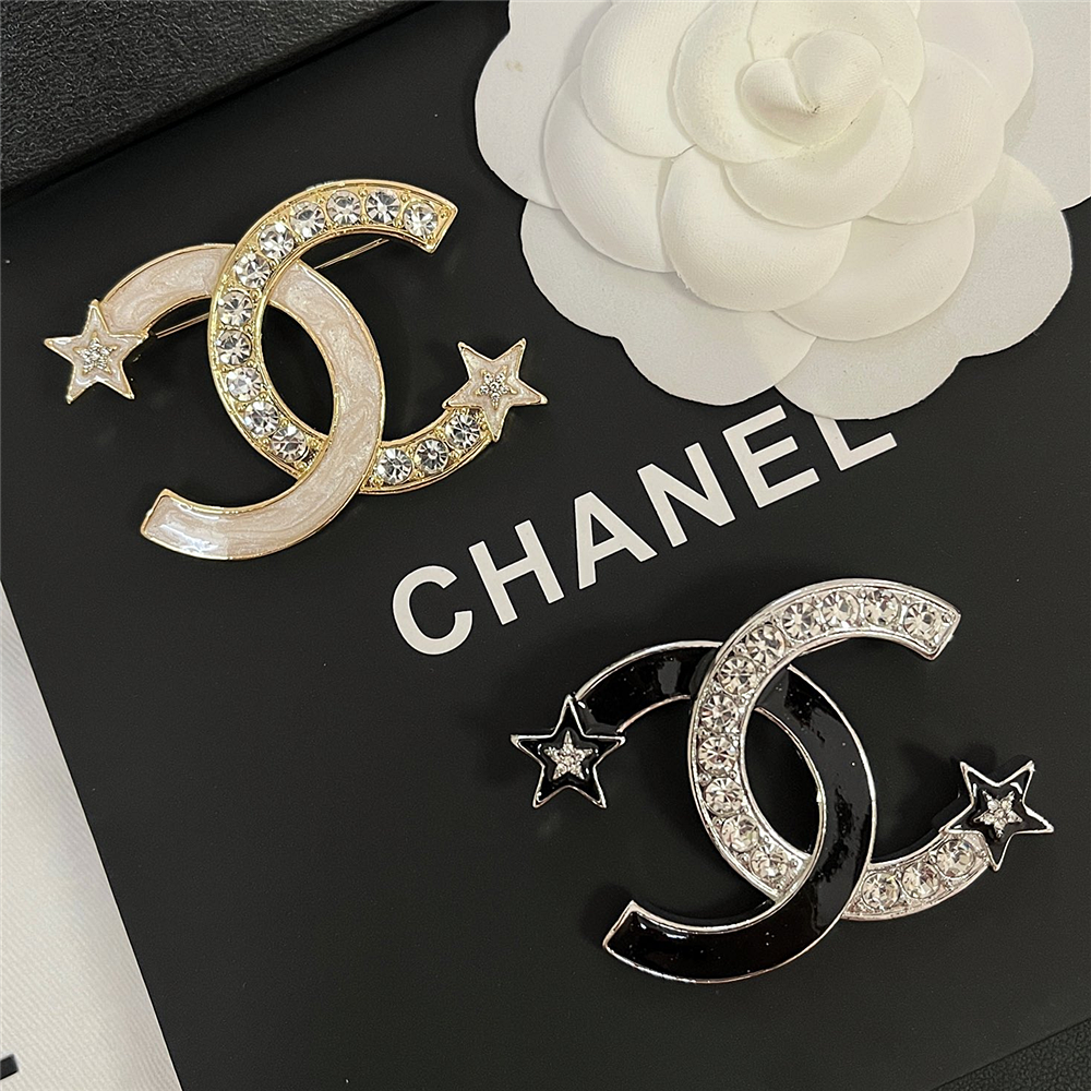 Replica CHANEL Brooch