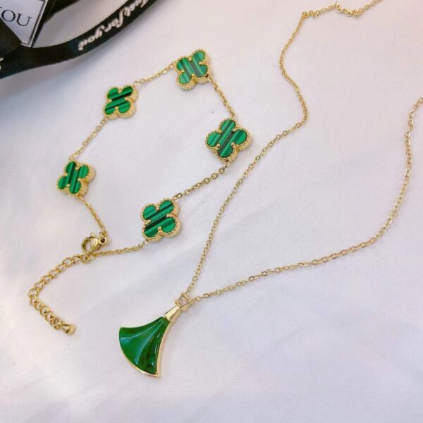 Replica VanCleef Arpels Necklace