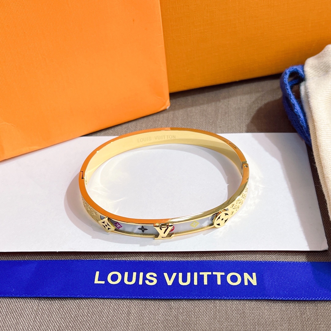 Replica LOUIS VUITTON Bangle