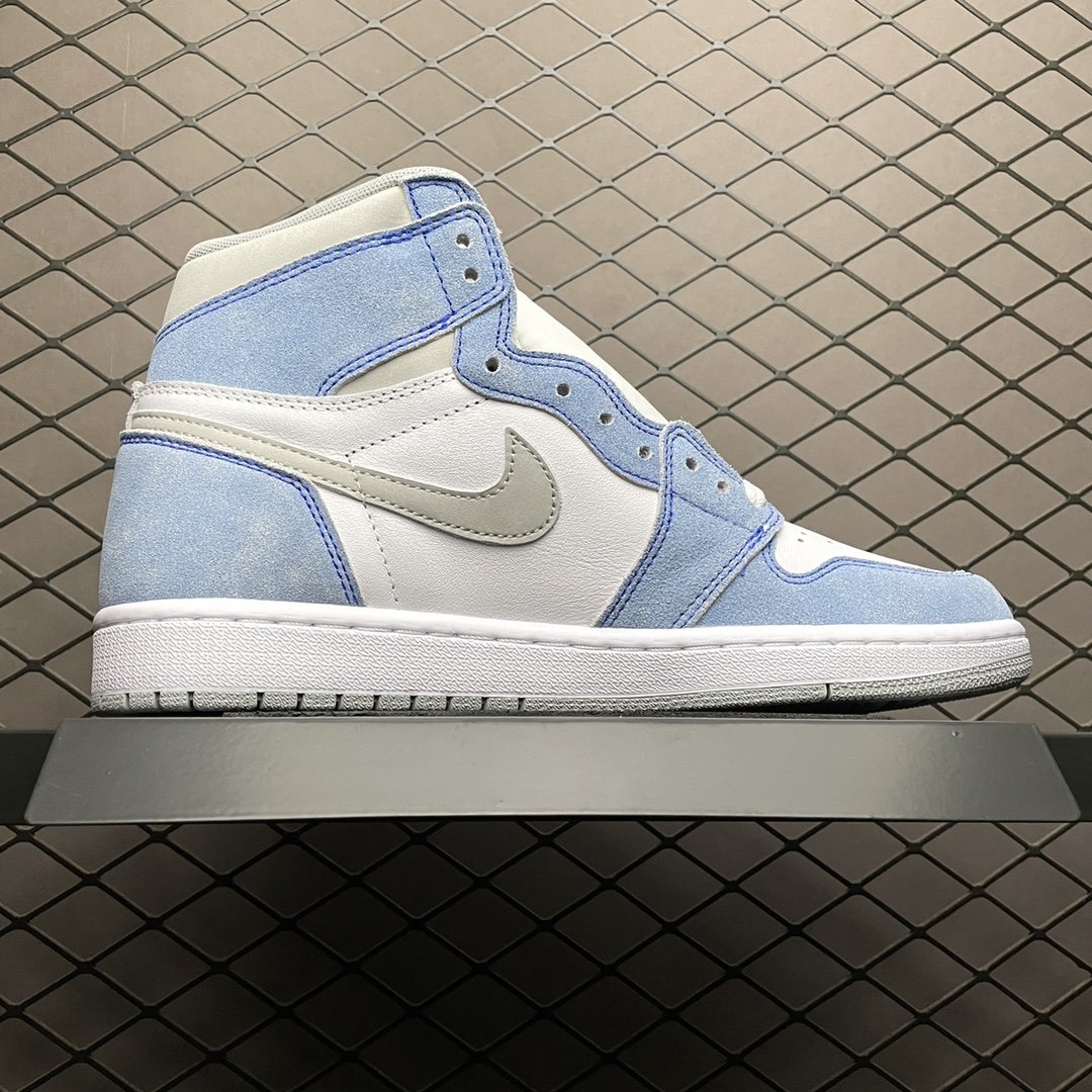Replica Air Jordan Shoe Air Jordan 1 High Hyper Royal 555088-402 36-47