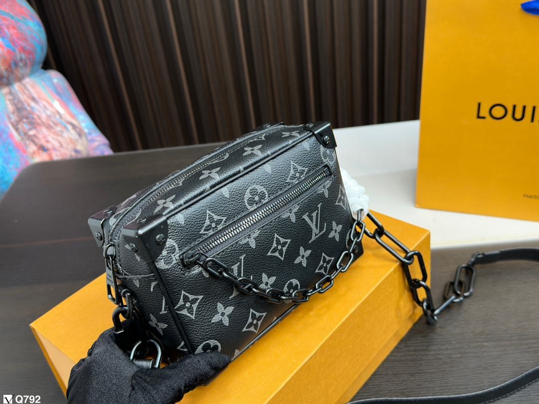 Replica Louis Vuitton Bag 18*12CM
