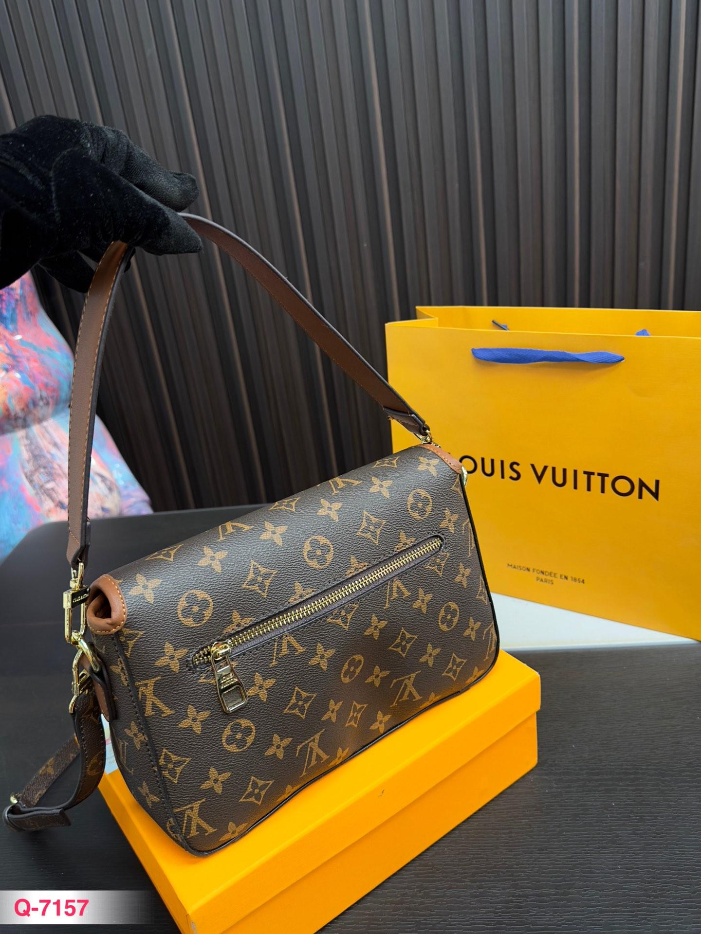 Replica Louis Vuitton Bag 25*17CM