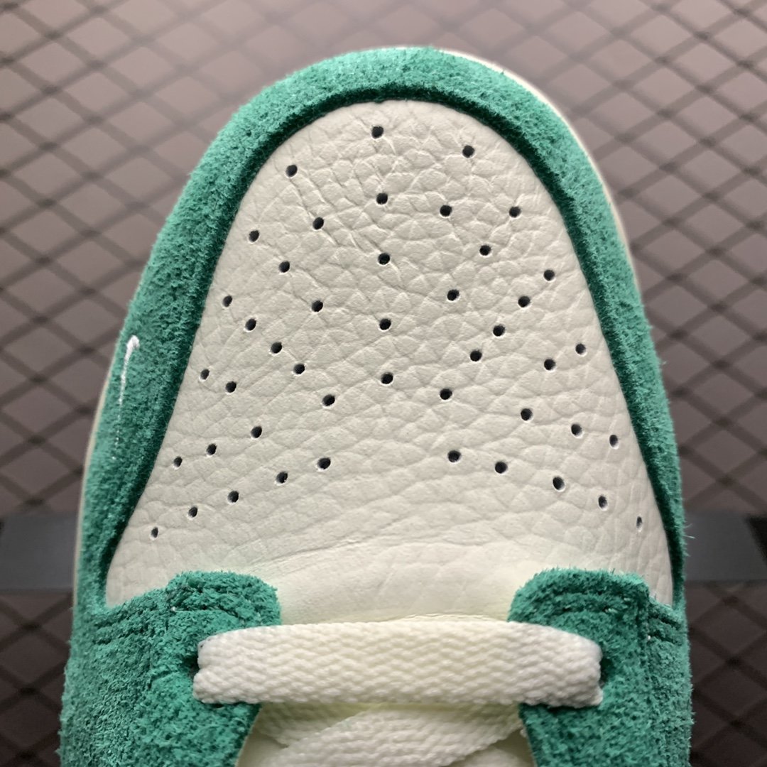 Replica Nike Dunk SB Shoe Kasina x Nike Dunk SB Low 80s Bus CZ6501-101 36-47.5