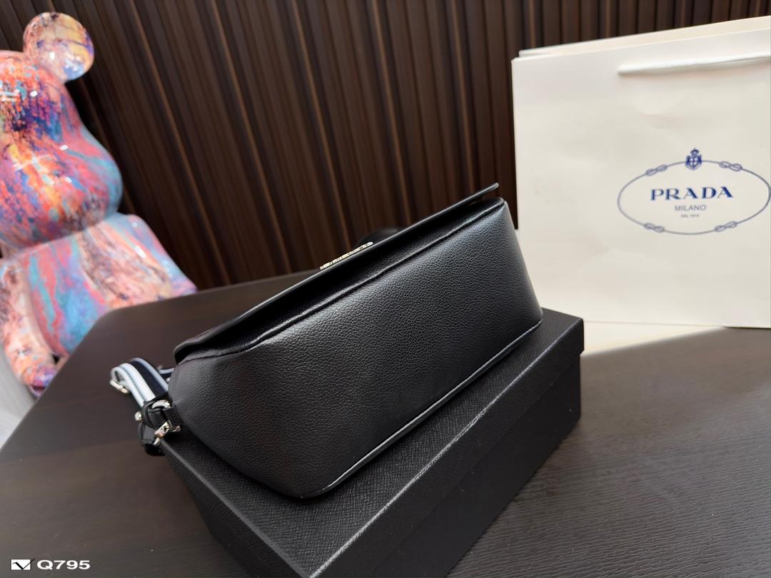 Replica Prada Bag 16*23CM