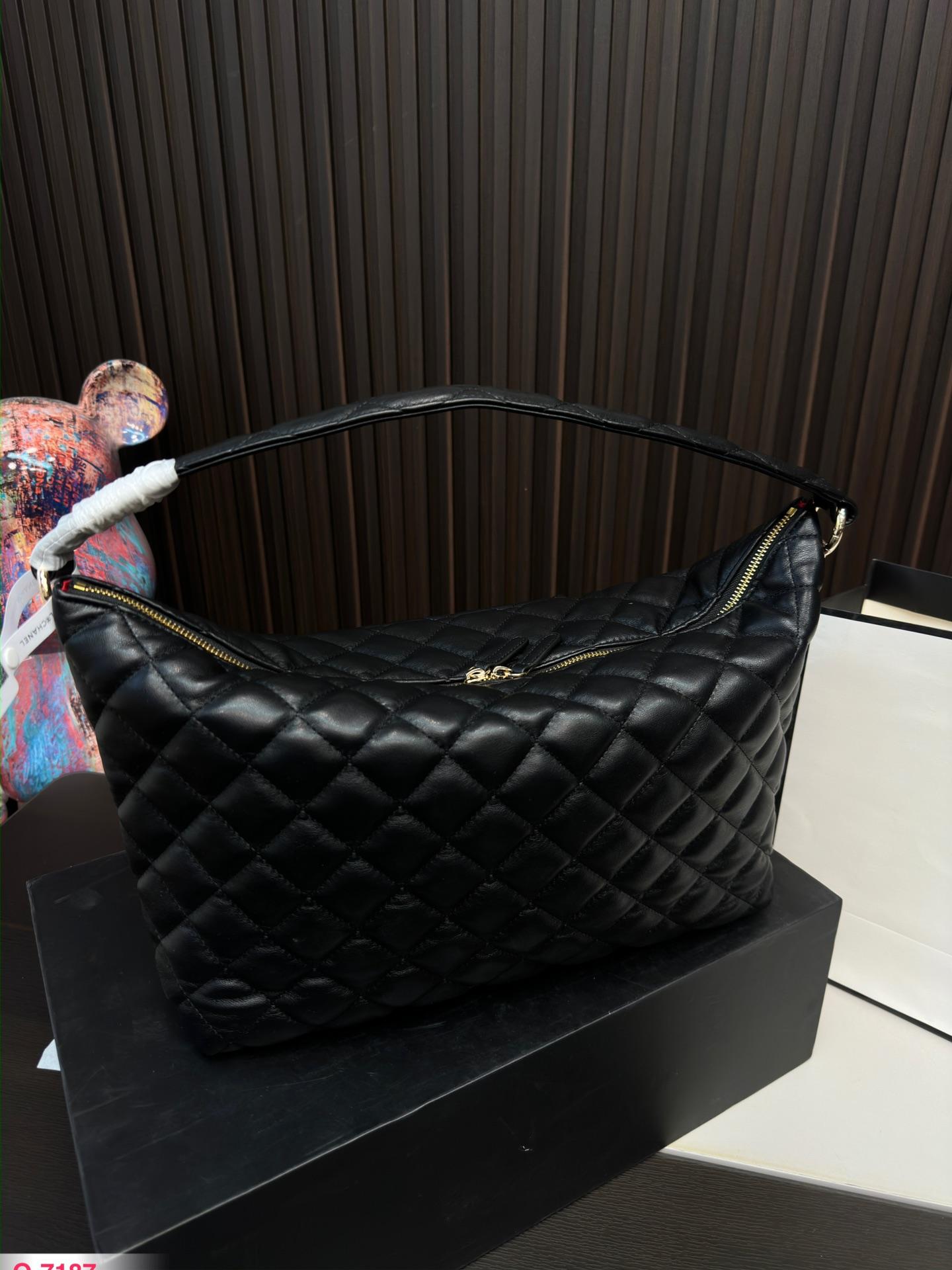 Replica Chanel Bag 36*27CM