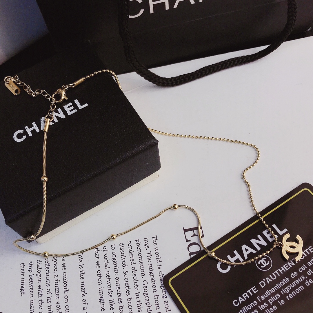 Replica CHANEL Necklace