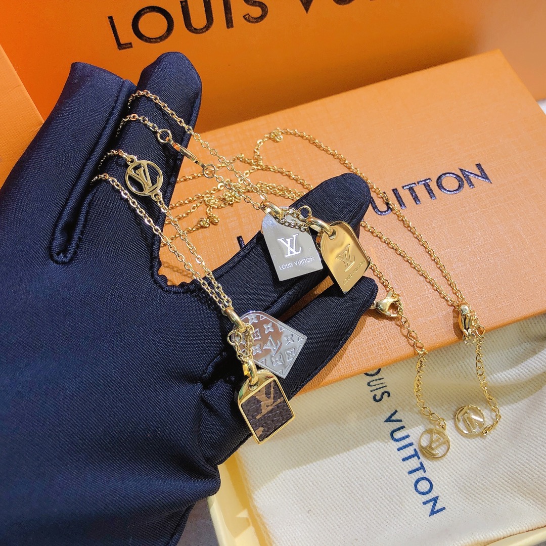 Replica LOUIS VUITTON Necklace