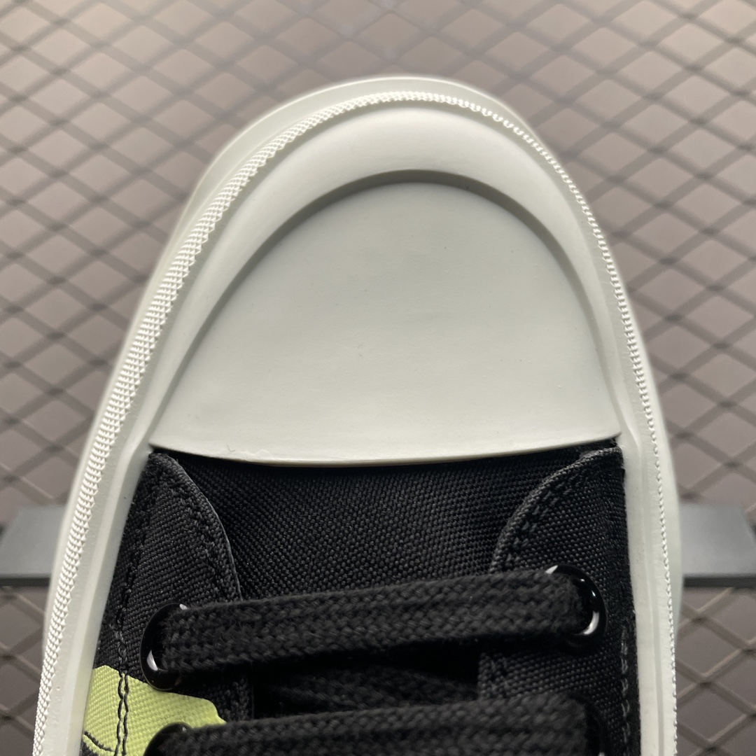 Replica Alexander McQueen Shoe Alexander McQueen c