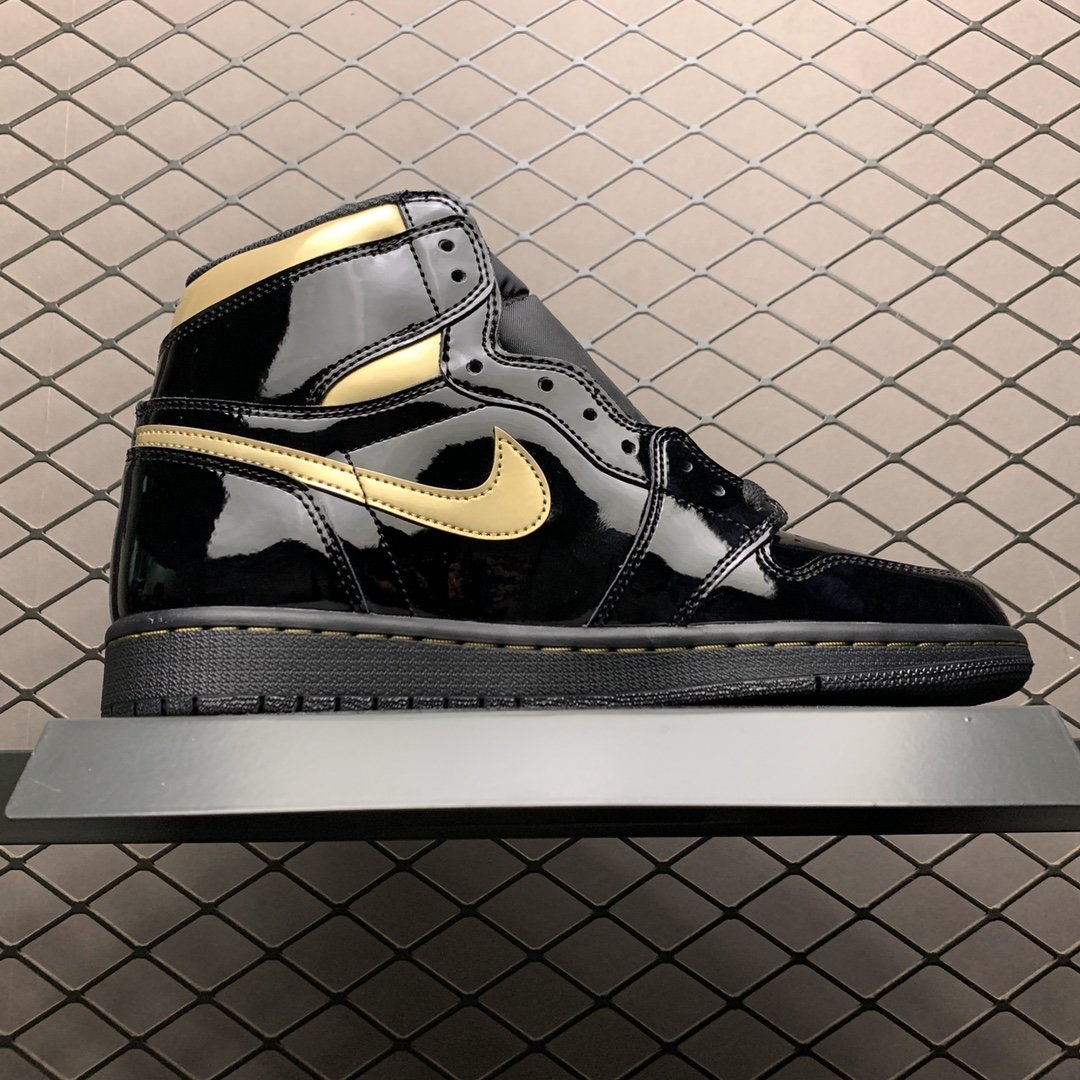 Replica Air Jordan Shoe Air Jordan 1 High OG GS Black Metallic Gold 555088-032 Size 40-4