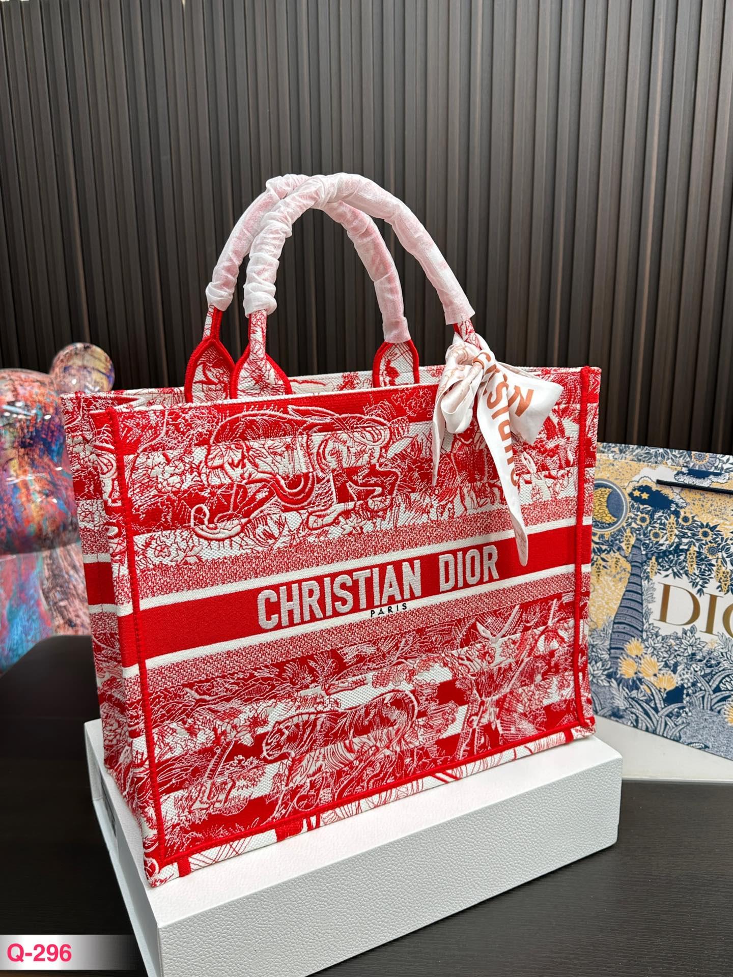 Replica Dior Bag 33*26CM/40*33CM