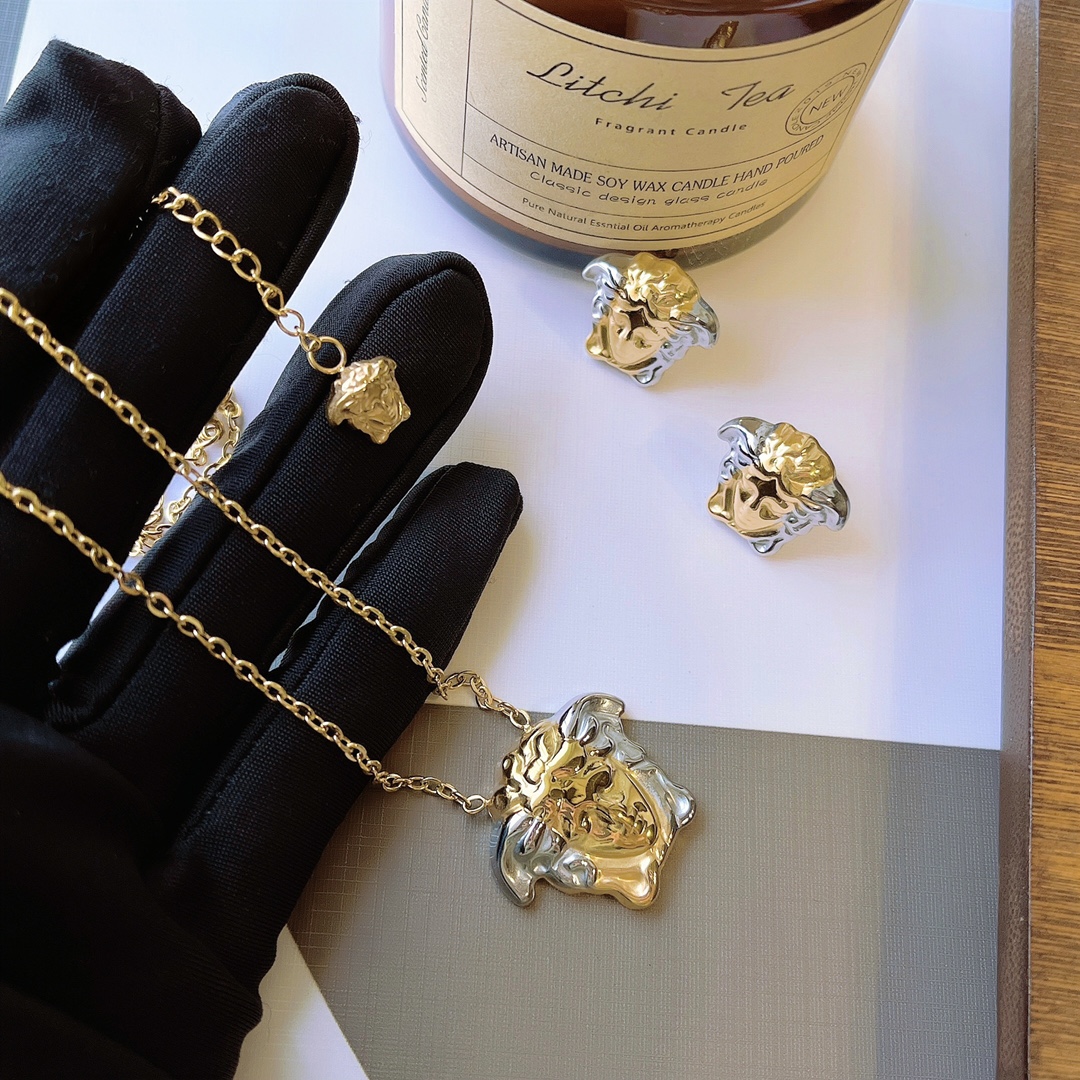 Replica VERSACE Necklace
