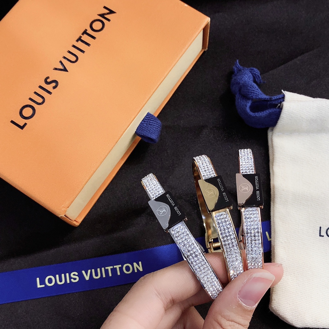 Replica LOUIS VUITTON Bangle