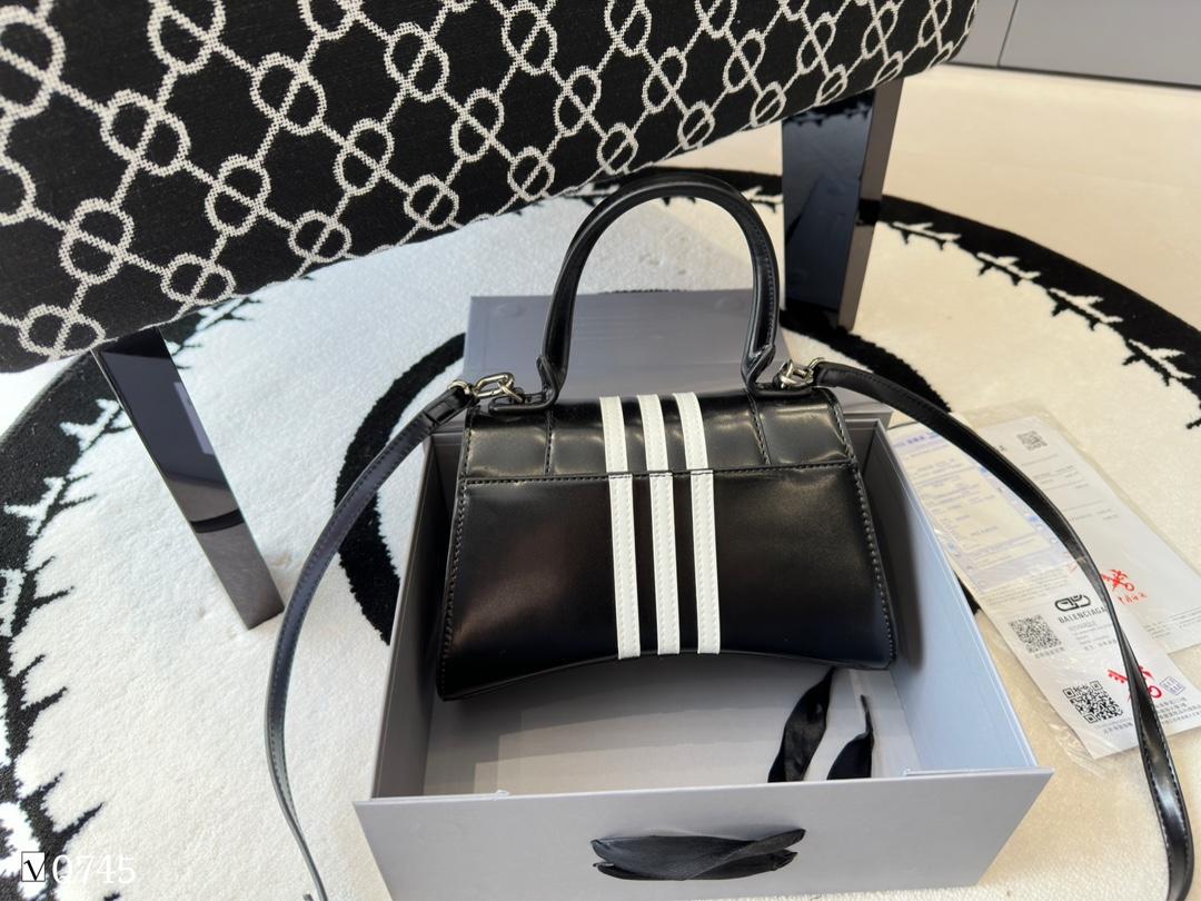 Replica Balenciaga Bag  22.5*14CM/19*12CM