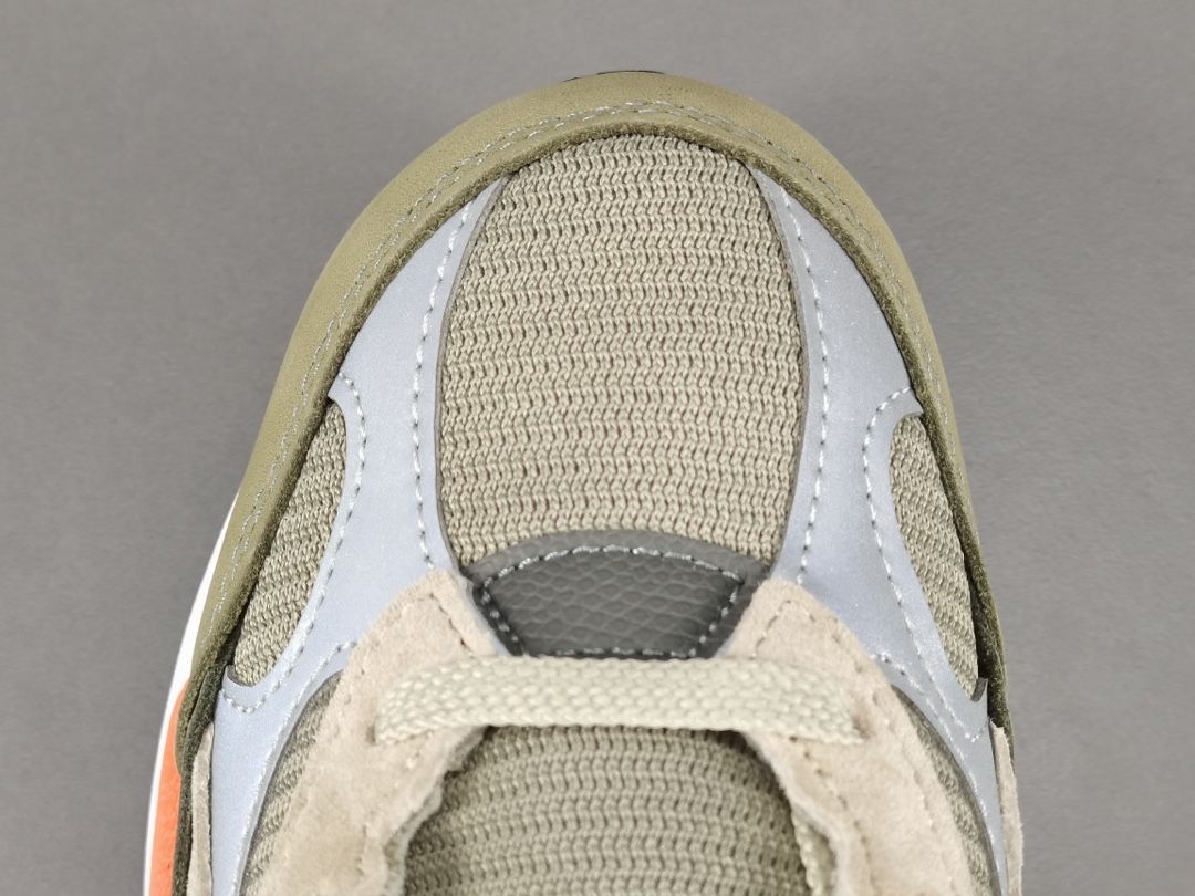 Replica New Balance Shoe WTAPS x  New Balance 992 Olive Drab