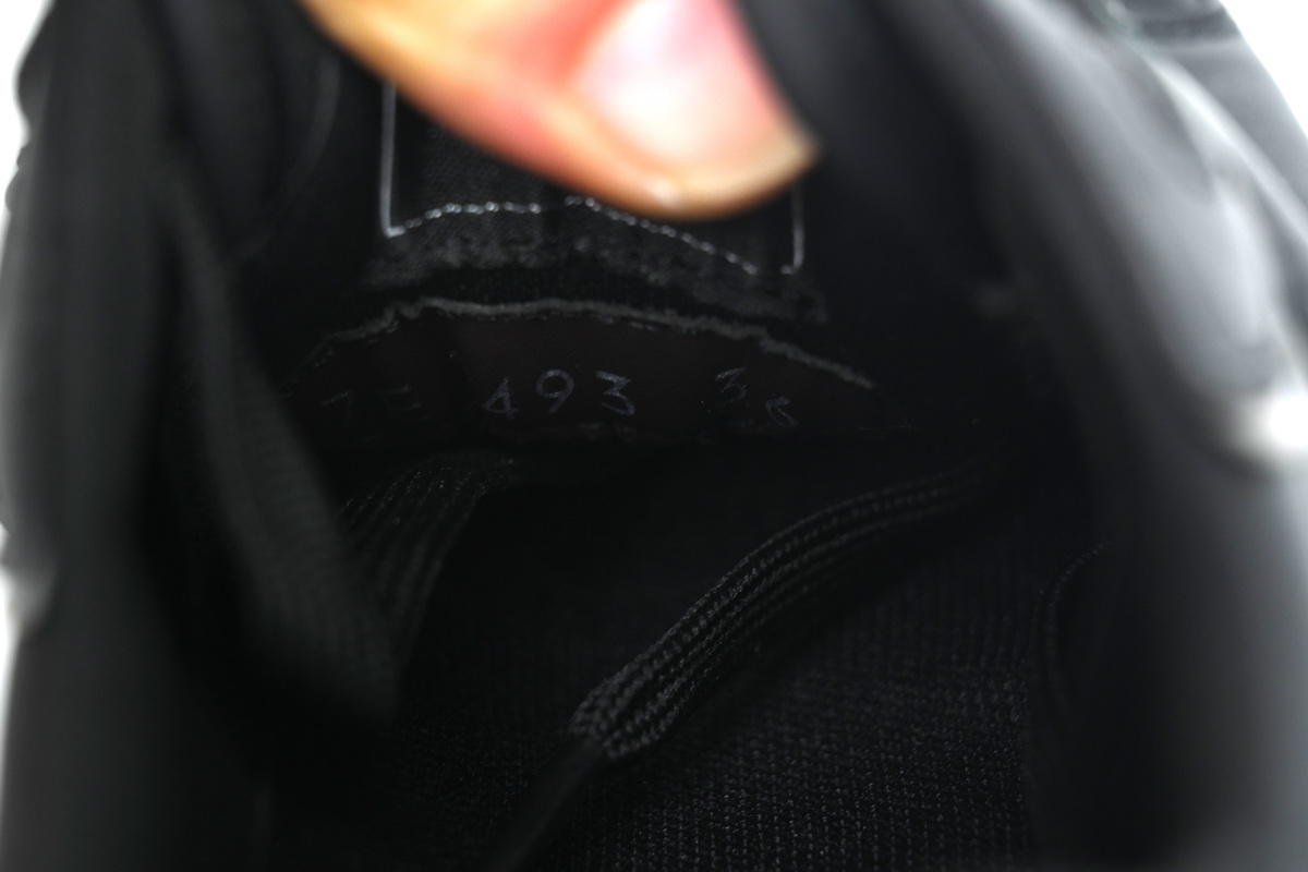 Replica Fendi Shoe Fendi Match Black