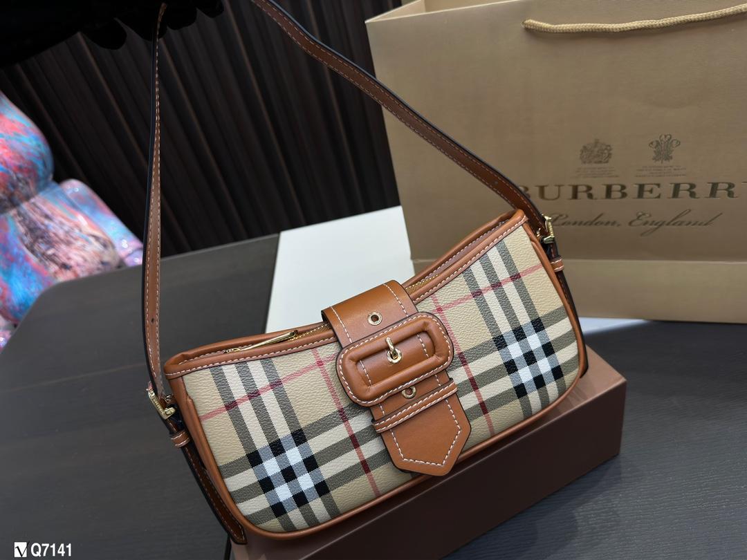 Replica Burberry Bag 23*11CM