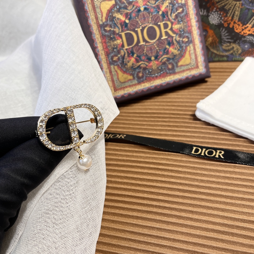 Replica DIOR Brooch