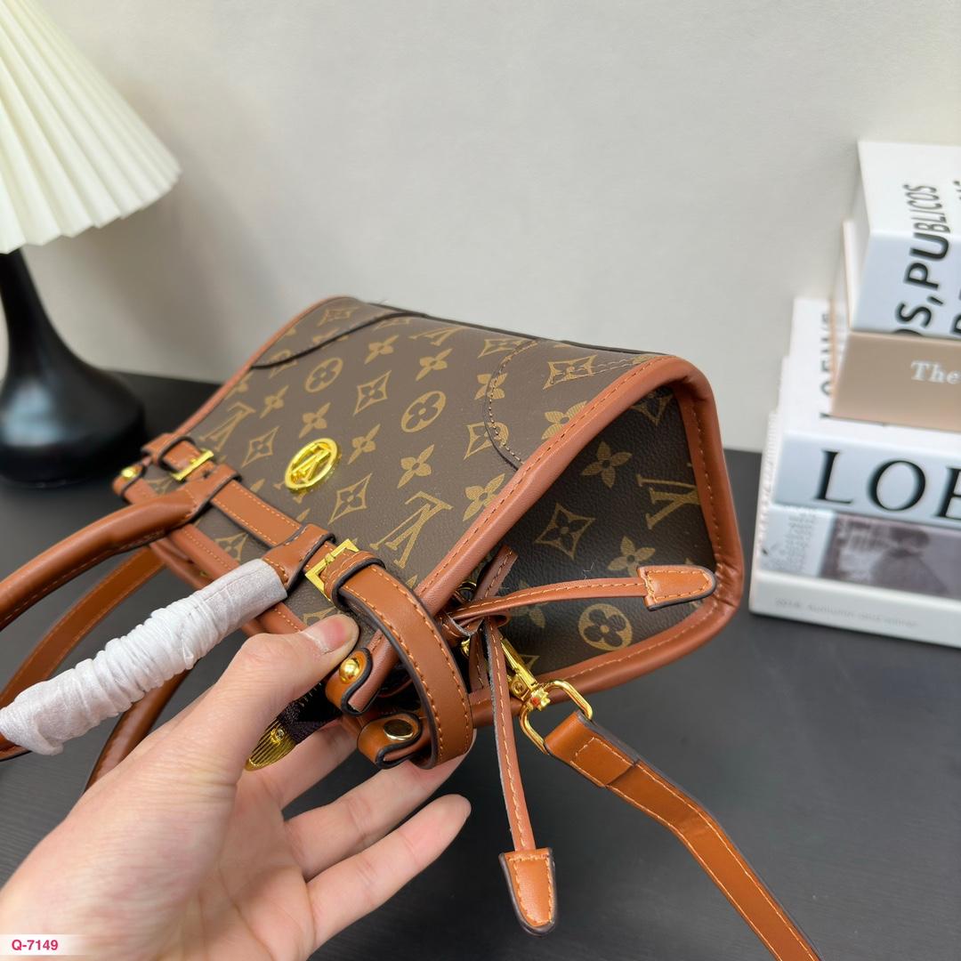 Replica Louis Vuitton Bag 23*15CM