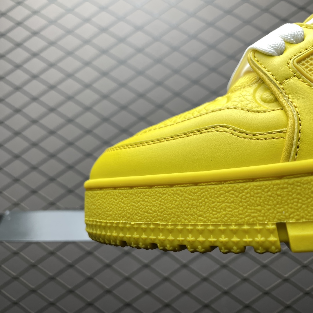 Replica Louis Vuitton Shoe Louis Vuitton LV Trainer Size 38-46 Yellow