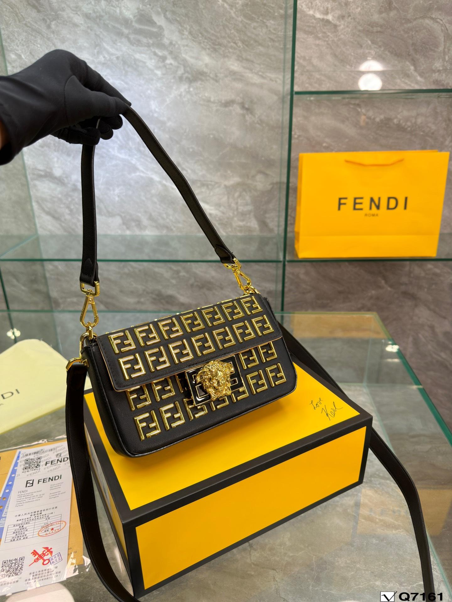 Replica Fendi Bag 22*13CM