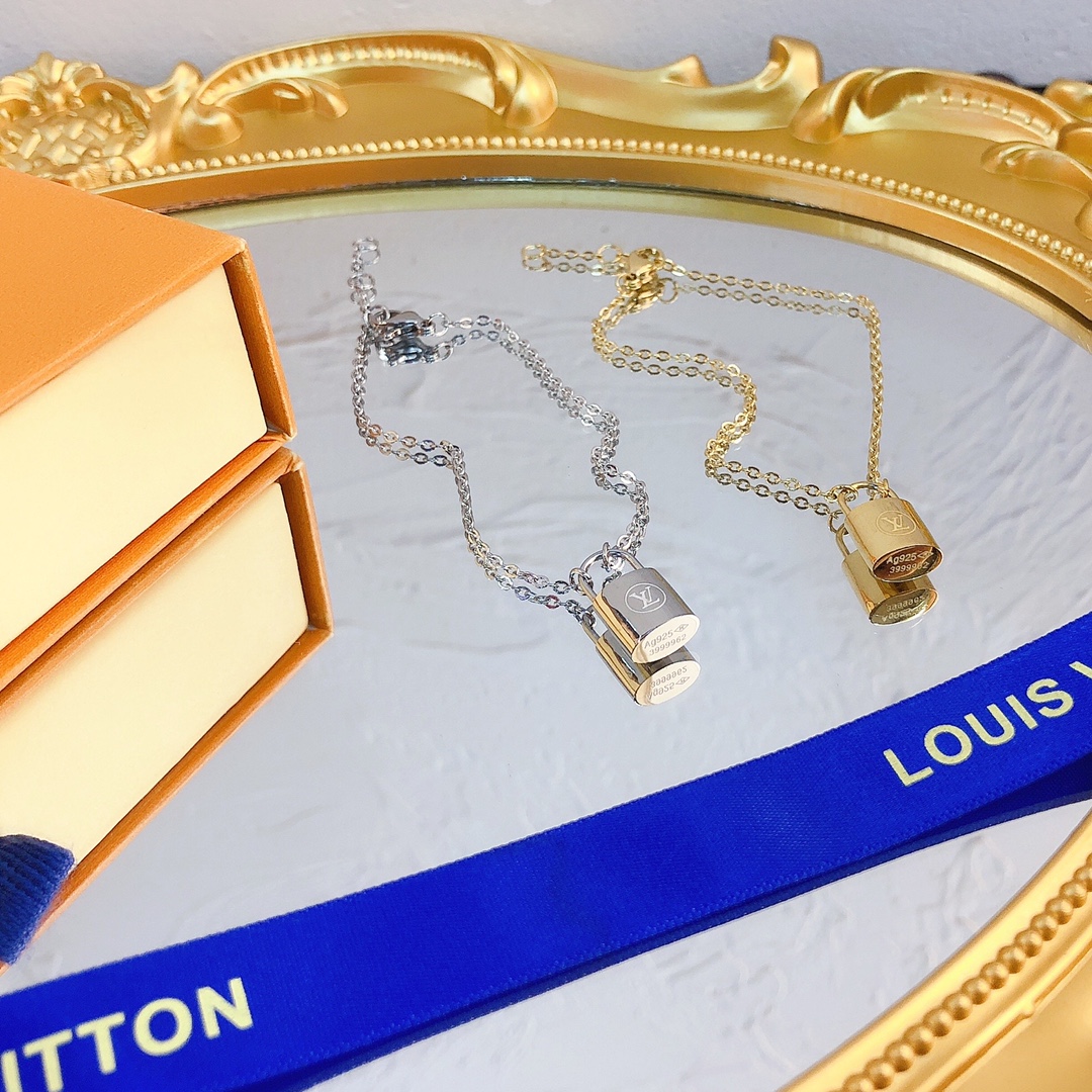 Replica LOUIS VUITTON Bracelet