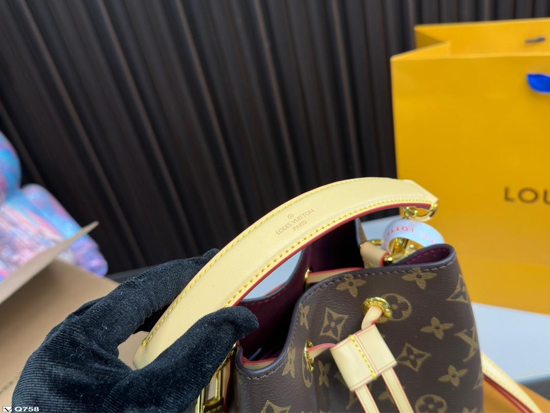 Replica Louis Vuitton Bag 19*19CM/25*25CM