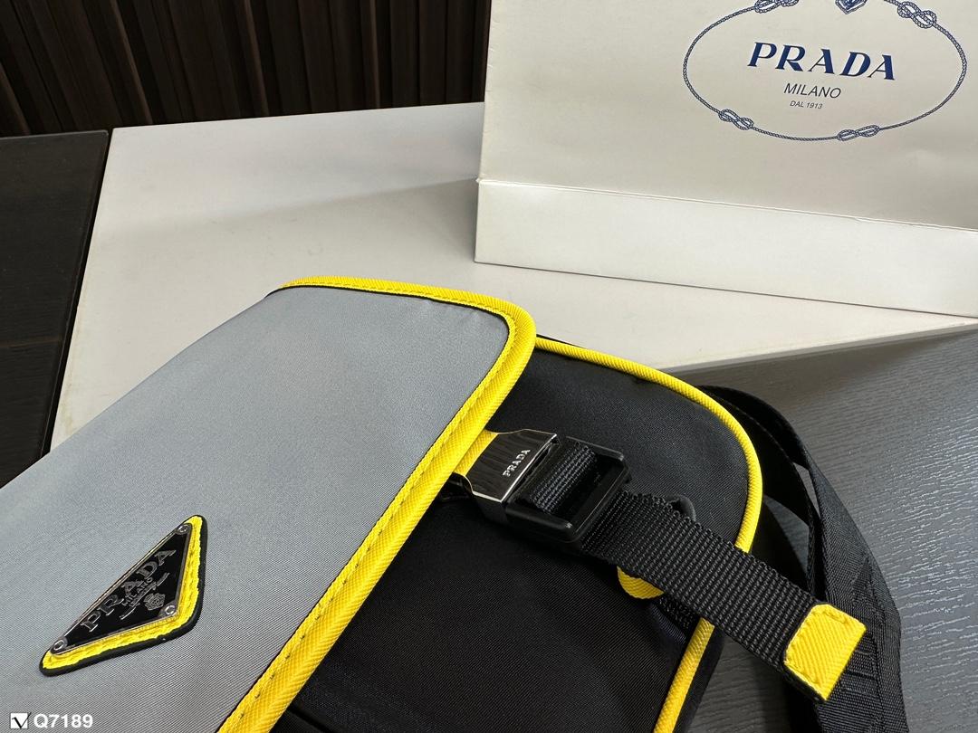 Replica Prada Bag 22*25CM