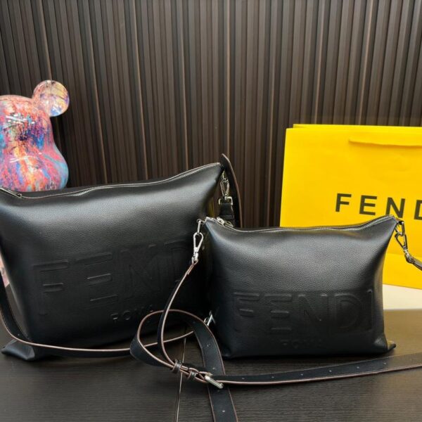 Replica Fendi Bag  32*22CM/40*30CM
