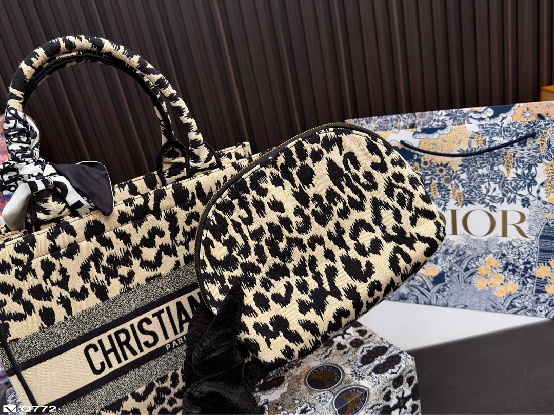 Replica Dior Bag  33*39CM/33*26CM