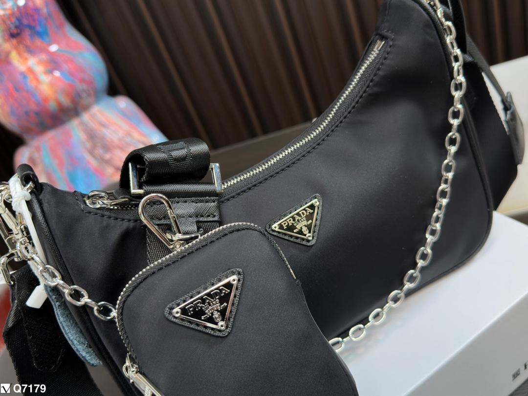 Replica Prada Bag 12*25CM