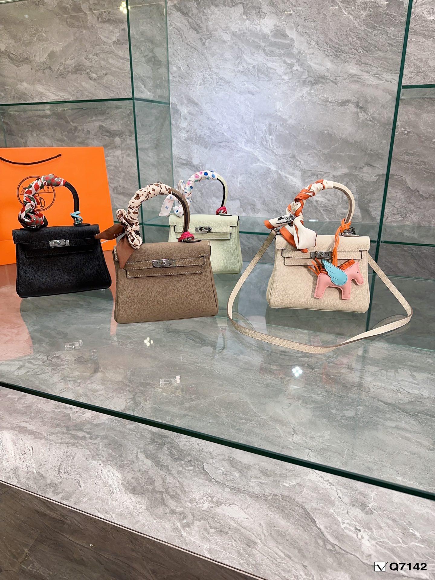 Replica Hermes Bag  20CM