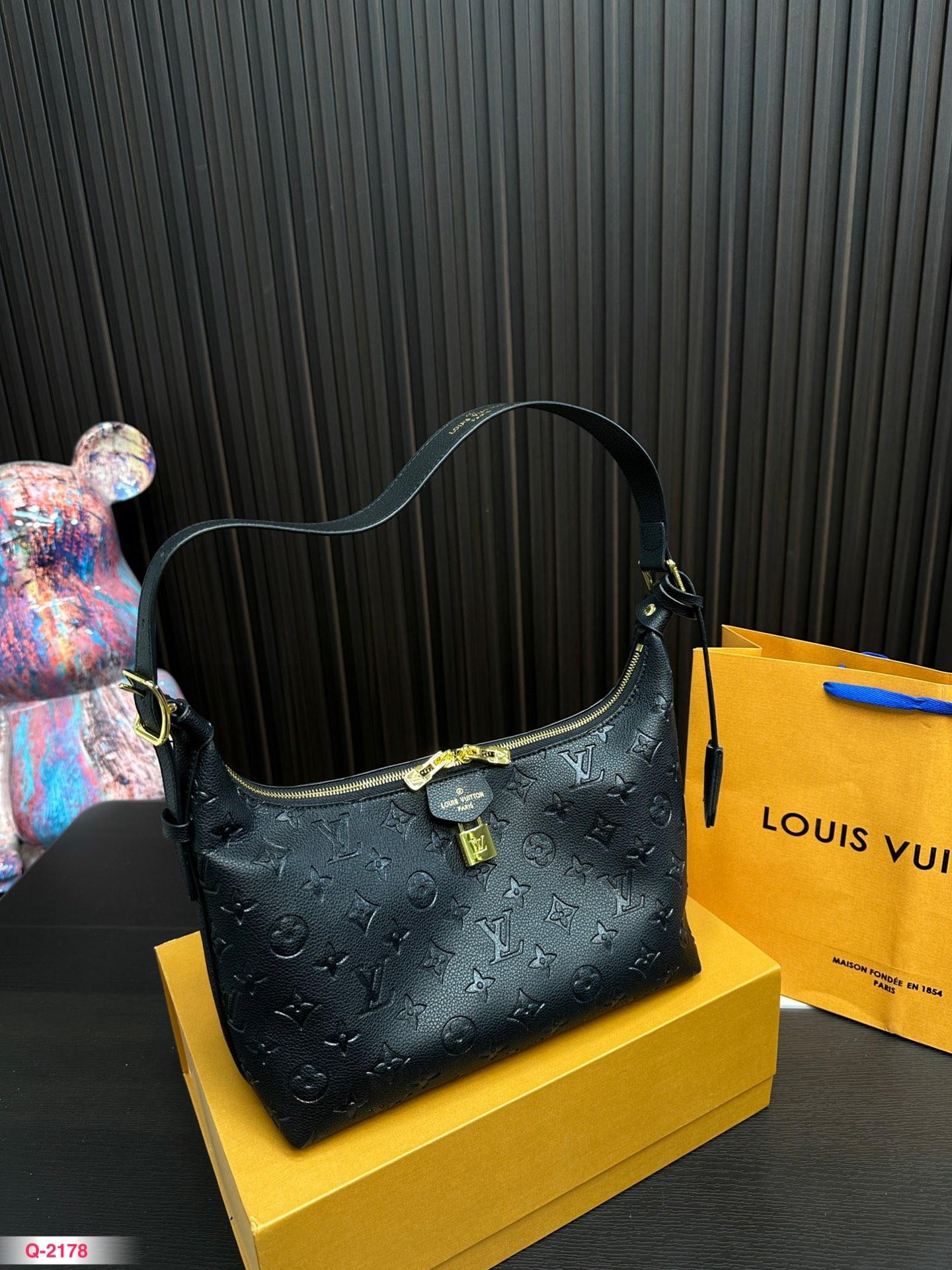 Replica Louis Vuitton Bag 26*17CM