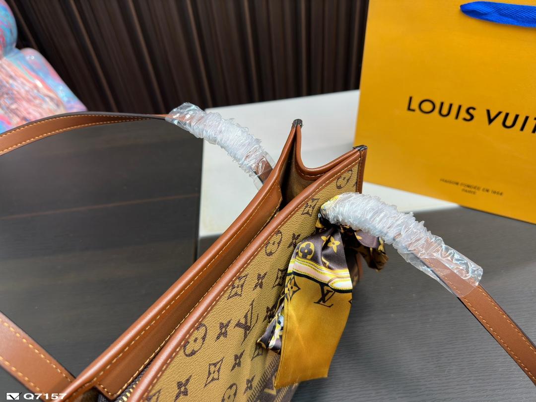 Replica Louis Vuitton Bag 32*22CM