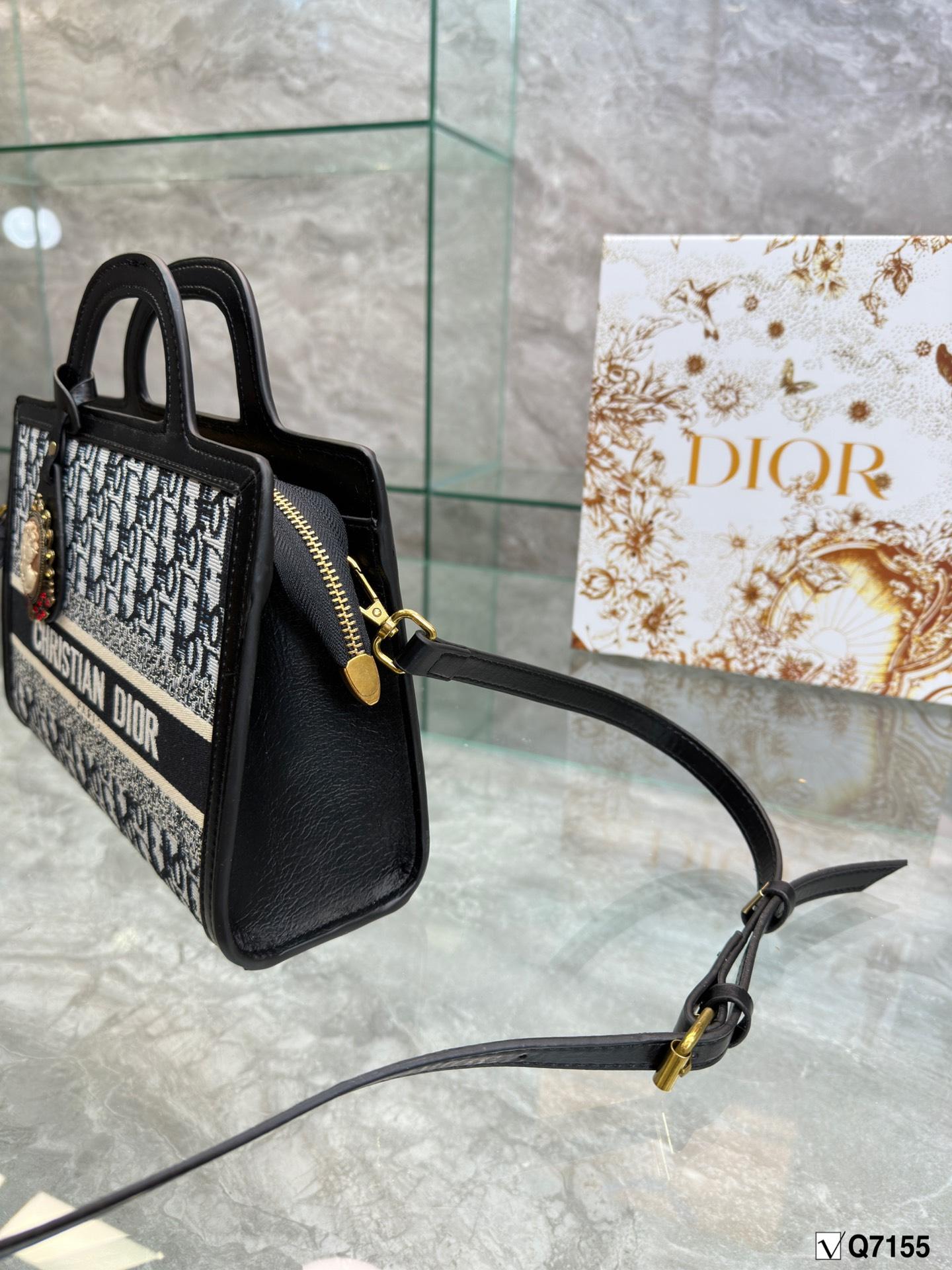 Replica Dior Bag 27*18CM