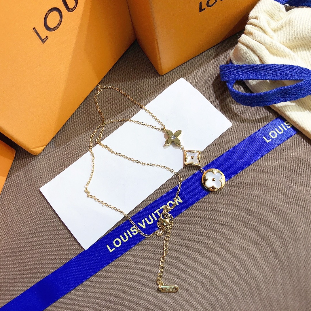 Replica LOUIS VUITTON Necklace